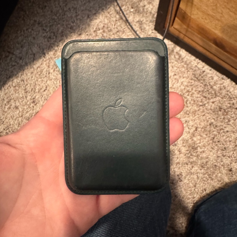Apple Dark Green Leather Card Holder